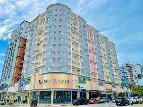 The Upper East – One Regis