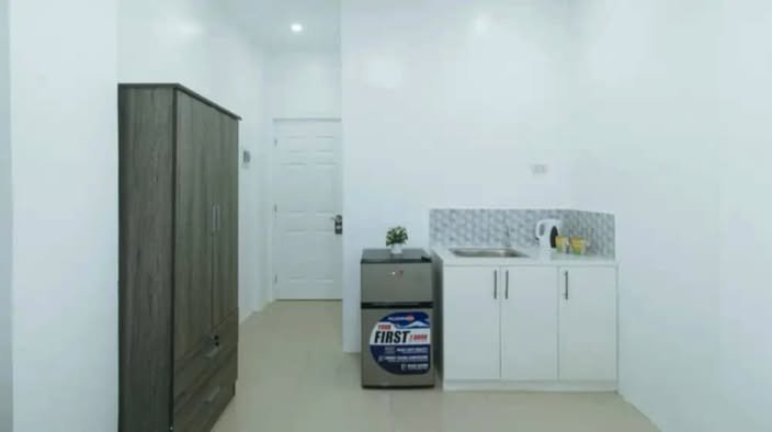 Income-Generating Apartment & Commercial Building for Sale in Mansilingan, Bacolod City