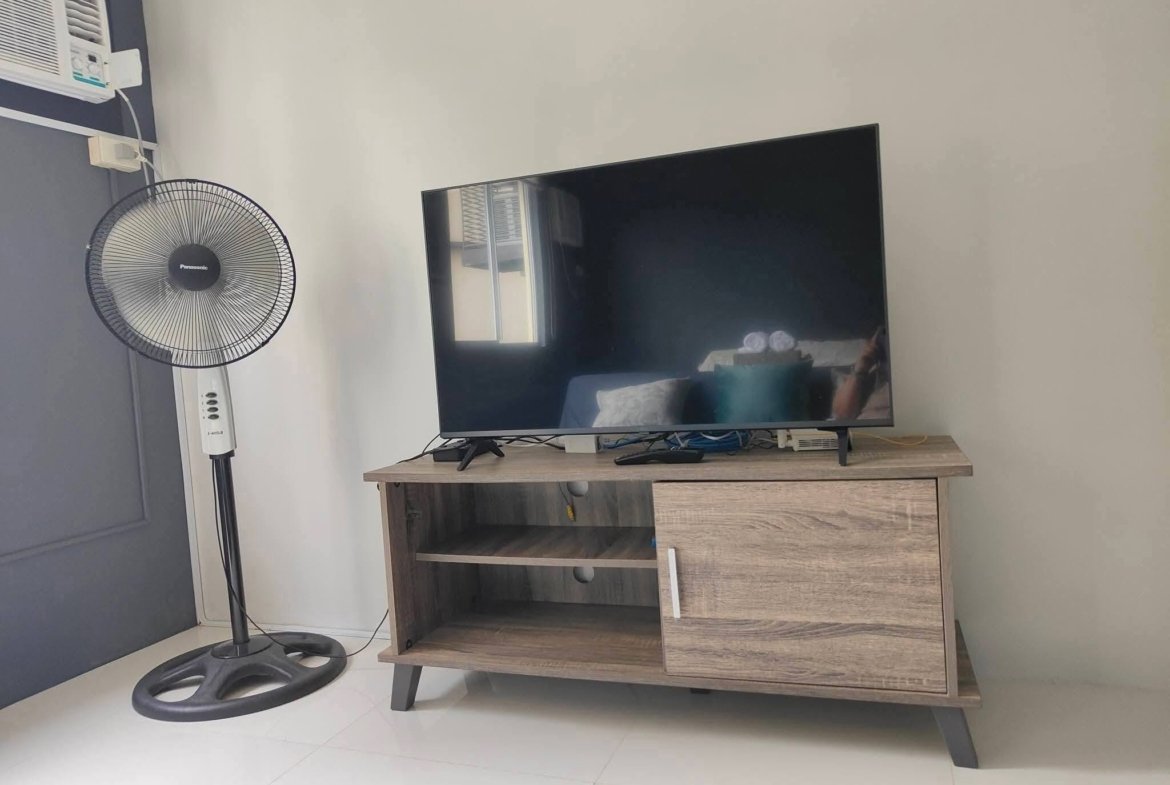 Fully Furnished Studio Unit for Rent at Olvera Residences