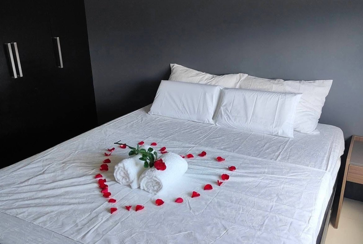 Fully Furnished Studio Unit for Rent at Olvera Residences