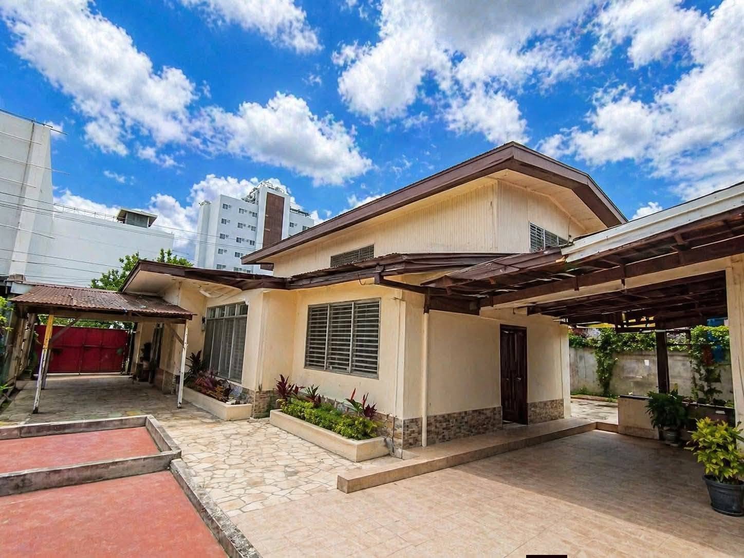 Prime House & Lot for Sale – 20th Street, Lacson, Bacolod City