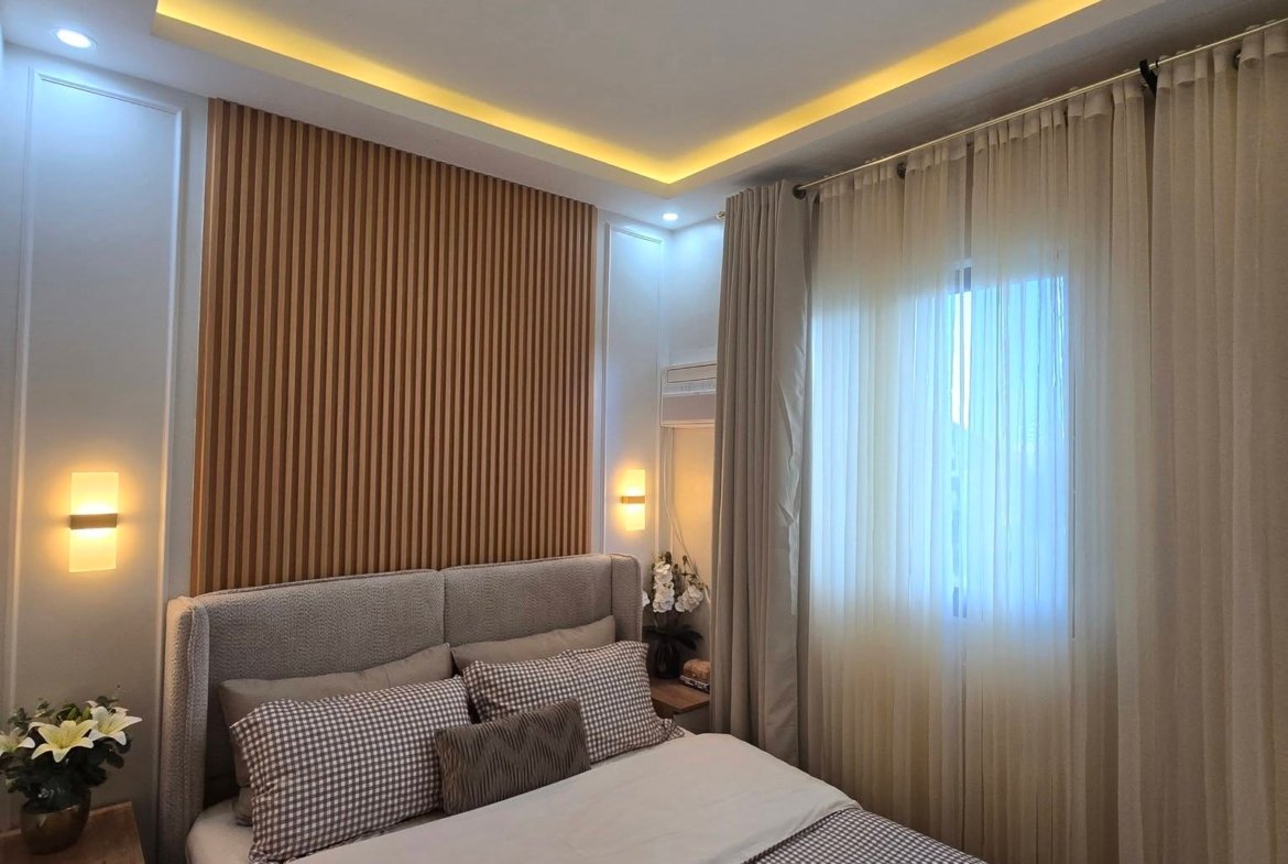 Royal Oceancrest Mactan