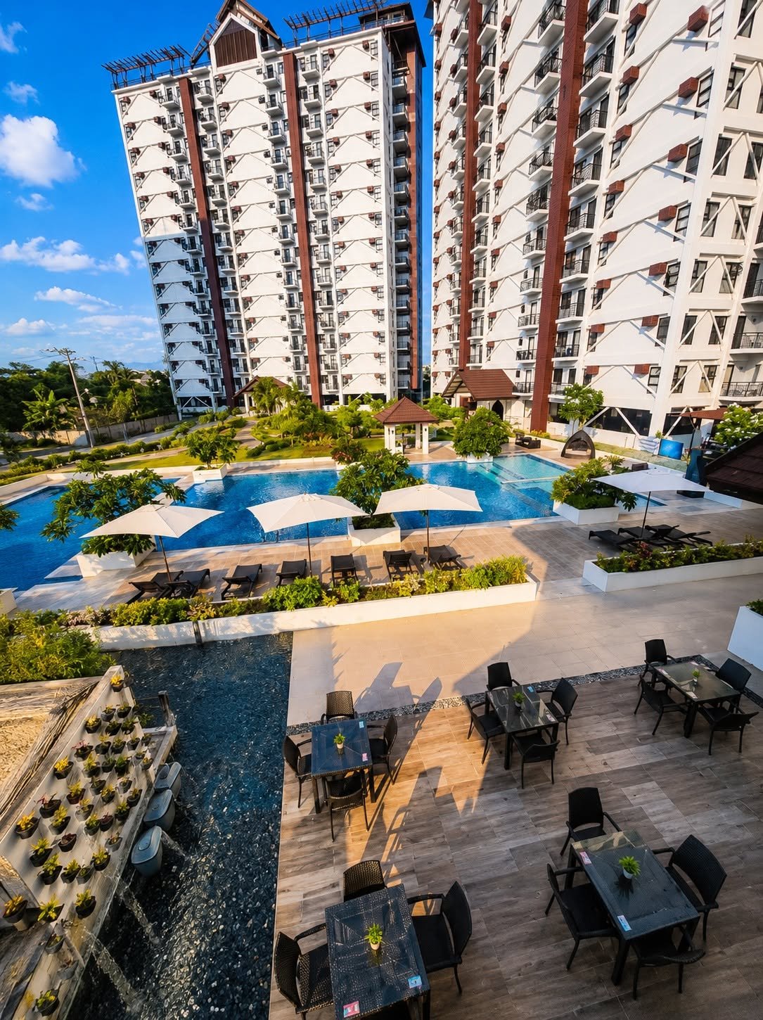 Royal Oceancrest Mactan